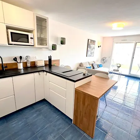 Holiday home Golfe Juan - 4 People - Sea View - Swimming Pool - Garage *