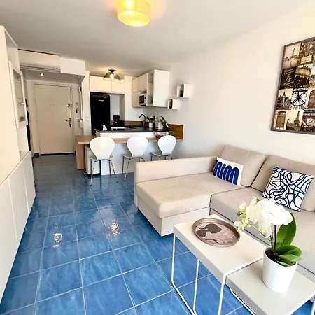 Golfe Juan - 4 People - Sea View - Swimming Pool - Garage Vallauris